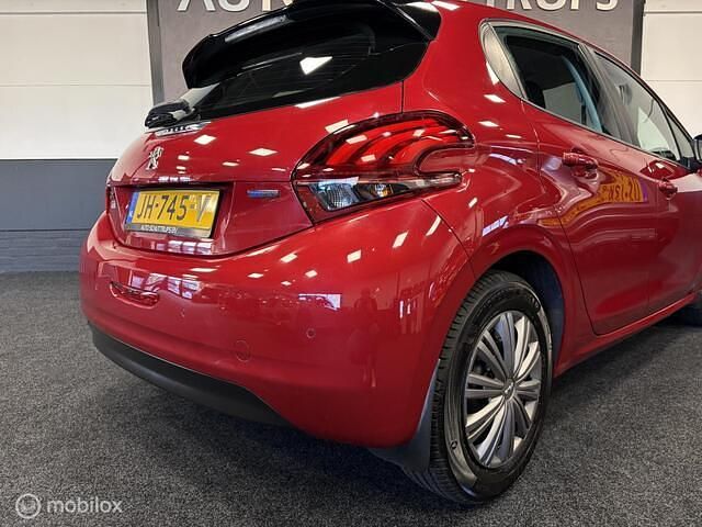Occasion Peugeot 208 82 PK (60 kW) 2016 Rood Hatchback
