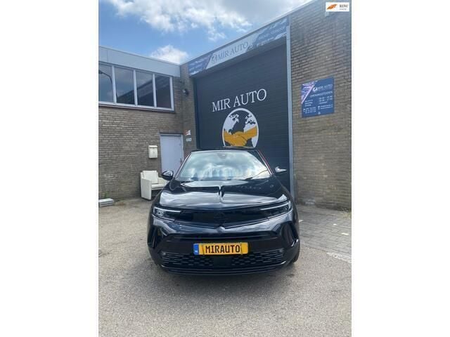 Zwart Gebruikt 2022 Opel Mokka-e GS Line SUV | € 17.999 (Goede deal) - Afbeelding 1/4