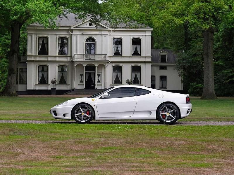 Wit Gebruikt 2000 Ferrari 360 Coupé | € 84.500 (Eerlijke prijs) - Afbeelding 1/4