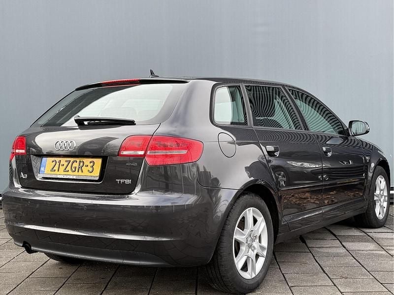Occasion Audi A3 Attraction 105 PK (77 kW) 2012 Grijs Hatchback