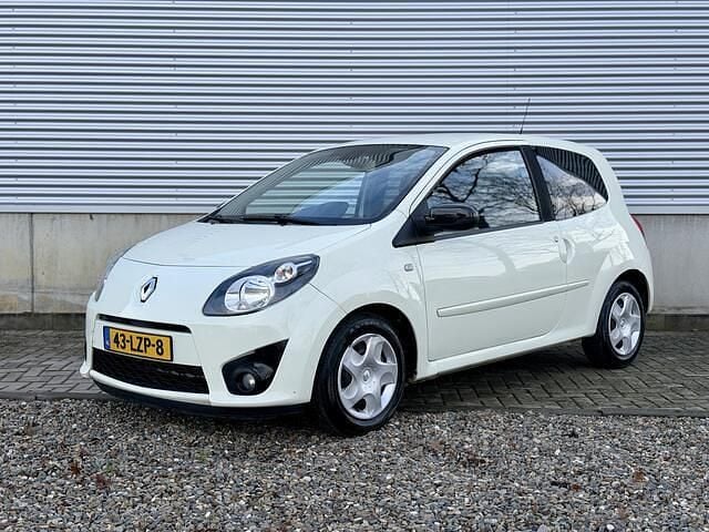 Wit Occasion 2010 Renault Twingo Dynamique Hatchback | € 3.245 (Eerlijke prijs) - Afbeelding 1/4
