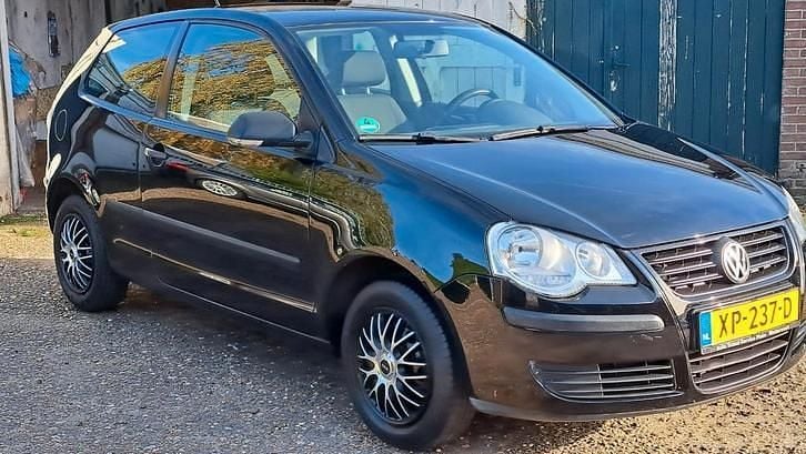 Gebruikt 2006 VW Polo Trendline | € 1.499 - Afbeelding 1/4