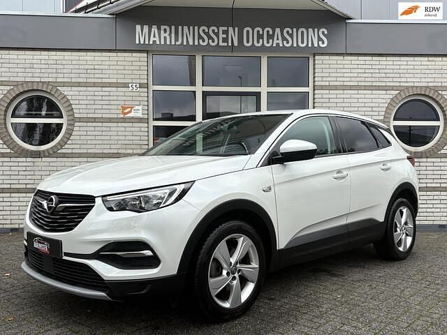 Wit Occasion 2019 Opel Grandland X Innovation SUV | € 18.950 (Goede deal) - Afbeelding 1/4