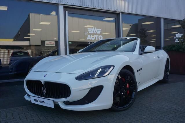Wit, metallic lak Gebruikt 2014 Maserati GranCabrio Cabriolet | € 59.950 - Afbeelding 1/4