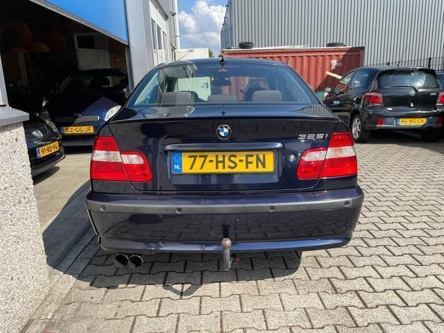 Occasion BMW 325 Executive 192 PK (141 kW) 2001 Blauw Sedan