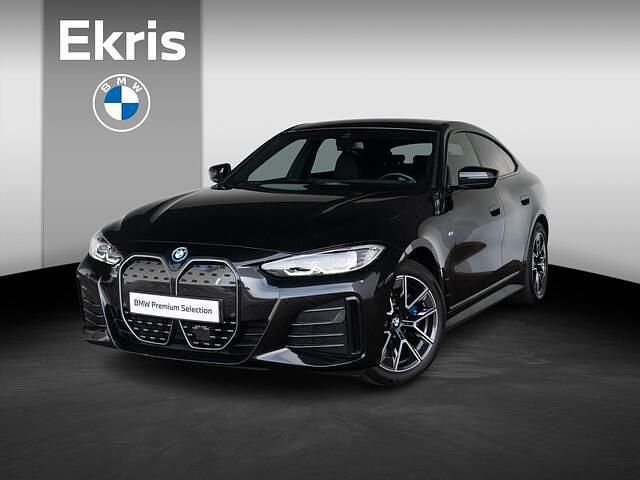 Zwart Gebruikt 2022 BMW i4 M Sport Sedan | € 38.900 (Eerlijke prijs) - Afbeelding 1/4