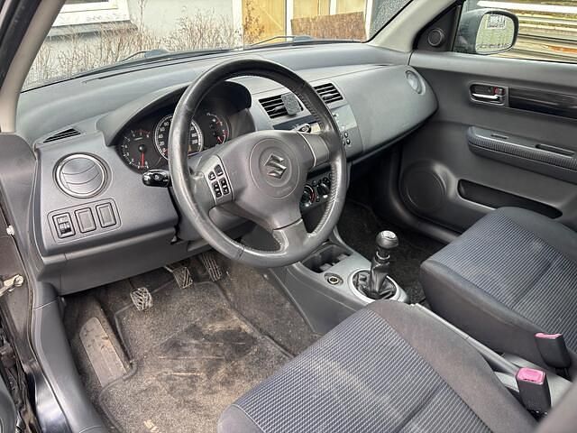 Occasion Suzuki Swift 93 PK (68 kW) 2008 Zwart Hatchback