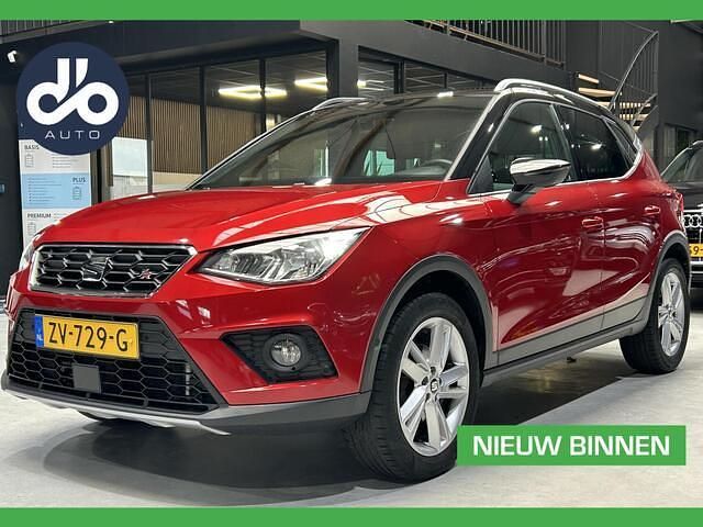 Rood Gebruikt 2019 Seat Arona Business SUV | € 16.434 (Eerlijke prijs) - Afbeelding 1/4
