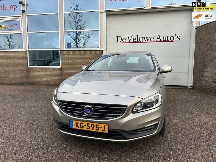 Occasion Volvo S60 123 PK (90 kW) 2016 Grijs Sedan