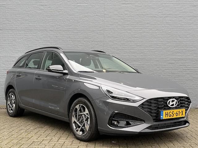 Nieuw Hyundai i30 Comfort 99 PK (72 kW) 2025 Grijs Stationwagen