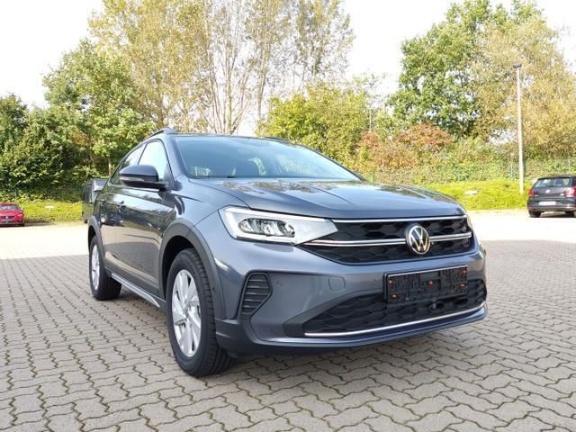 Grijs Occasion 2023 VW Taigo Life SUV | € 26.671 (Eerlijke prijs) - Afbeelding 1/4