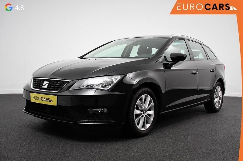 Zwart Gebruikt 2023 Seat Leon ST Style Stationwagen | € 22.990 (Eerlijke prijs) - Afbeelding 1/4