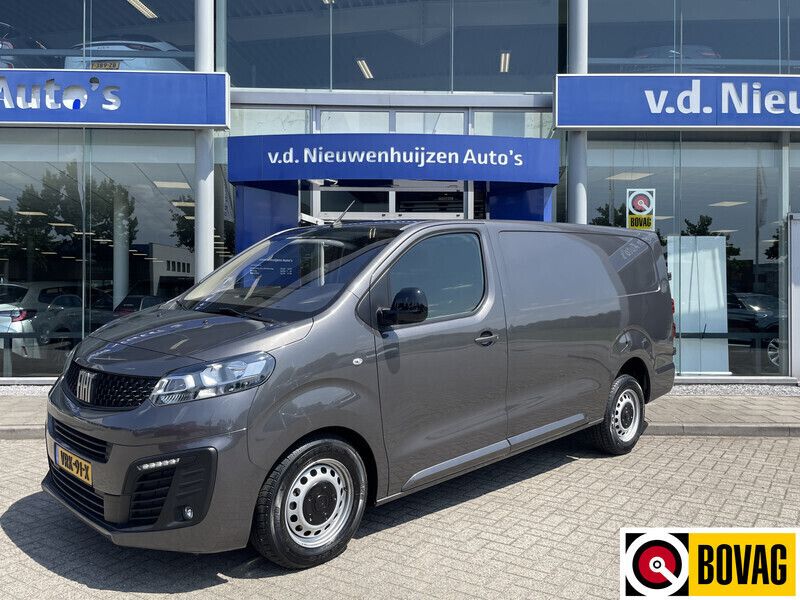 Grijs Gebruikt 2022 Fiat Scudo Van | € 29.695 - Afbeelding 1/4