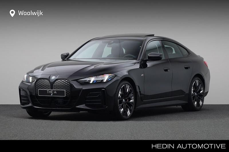 Zwart Nieuw 2026 BMW i4 Comfort Edition Sedan | € 73.832 - Afbeelding 1/4