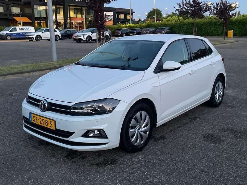 Wit Gebruikt 2018 VW Polo Comfortline Hatchback | € 14.000 (Eerlijke prijs) - Afbeelding 1/4