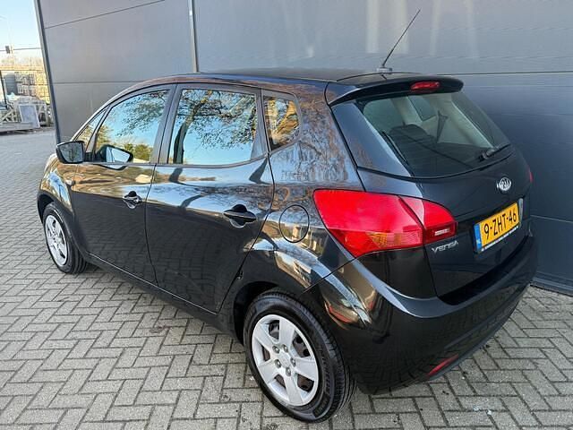 Occasion Kia Venga 90 PK (66 kW) 2010 Zwart Hatchback