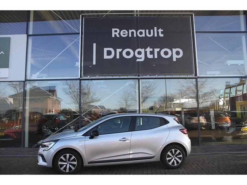 Occasion Renault Clio V Equilibre 91 PK (66 kW) 2022 Gris highland (grijs metallic) Hatchback