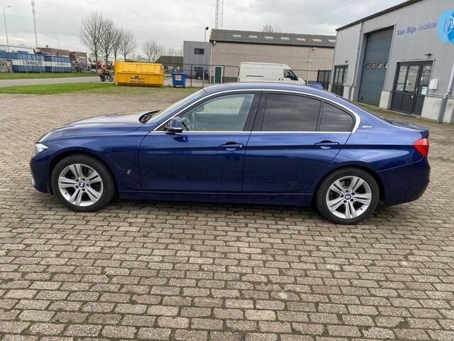 Occasion BMW 330 252 PK (185 kW) 2017 Blauw Sedan