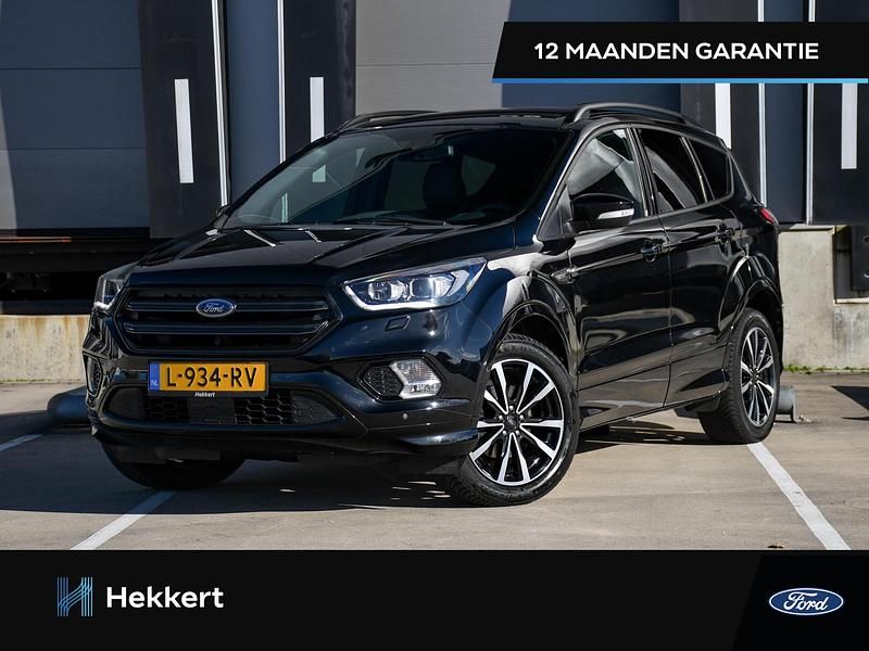 Zwart Gebruikt 2019 Ford Kuga Titanium SUV | € 19.995 (Iets duurder) - Afbeelding 1/4