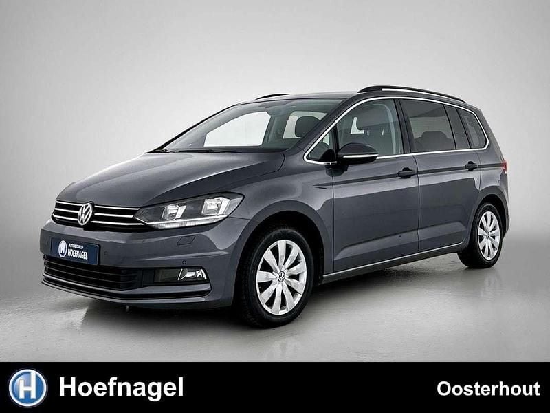 Grijs Gebruikt 2020 VW Touran Highline MPV | € 26.900 (Eerlijke prijs) - Afbeelding 1/3