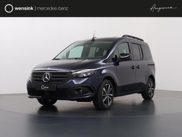 Blauw Nieuw 2024 Mercedes EQT200 MPV | € 39.990 - Afbeelding 1/4