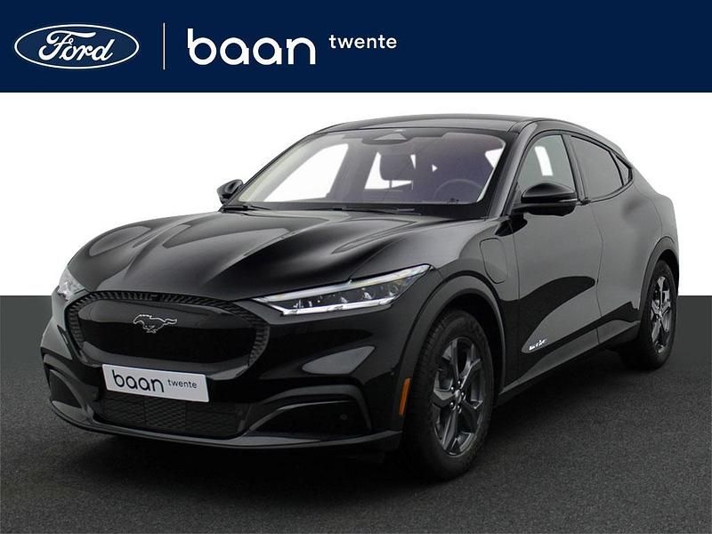 Zwart Gebruikt 2023 Ford Mustang Mach-E SUV | € 33.950 (Super prijs) - Afbeelding 1/4