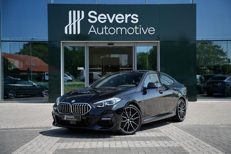 Zwart Gebruikt 2023 BMW 218 M Sport Coupé | € 32.888 (Eerlijke prijs) - Afbeelding 1/4