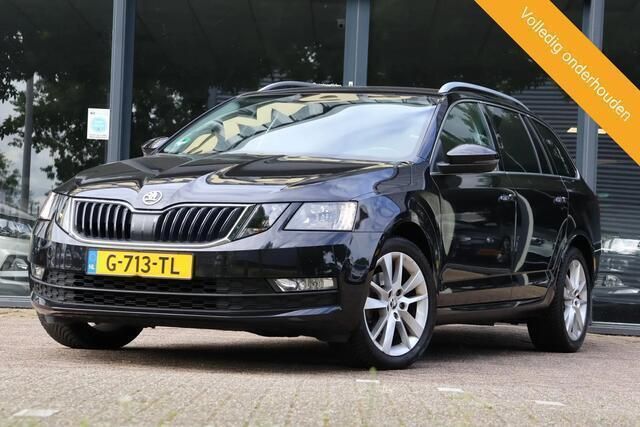 Zwart Gebruikt 2019 Skoda Octavia Business Line Stationwagen | € 15.745 (Iets duurder) - Afbeelding 1/4