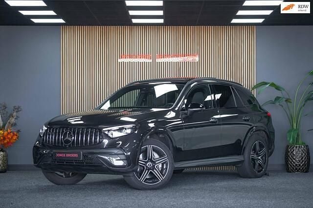 Grijs Gebruikt 2024 Mercedes GLC400d AMG line SUV | € 71.850 (Goede deal) - Afbeelding 1/4