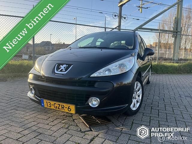 Zwart Gebruikt 2008 Peugeot 207 Hatchback | € 1.250 (Goede deal) - Afbeelding 1/4
