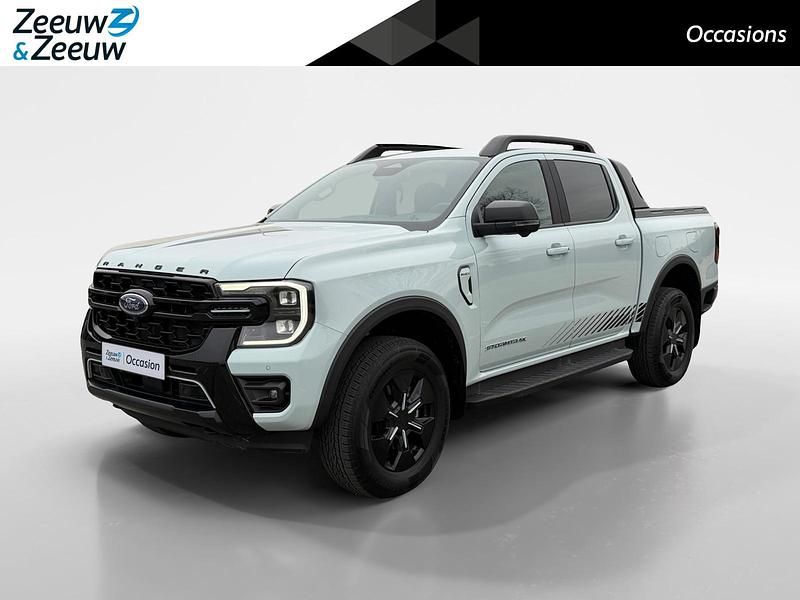 Chill grey (licht grijs) Occasion 2025 Ford Ranger Pickup | € 54.208 - Afbeelding 1/4
