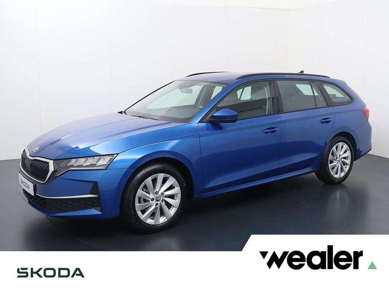 Blauw Occasion 2024 Skoda Octavia Business Line Stationwagen | € 28.840 (Goede deal) - Afbeelding 1/4