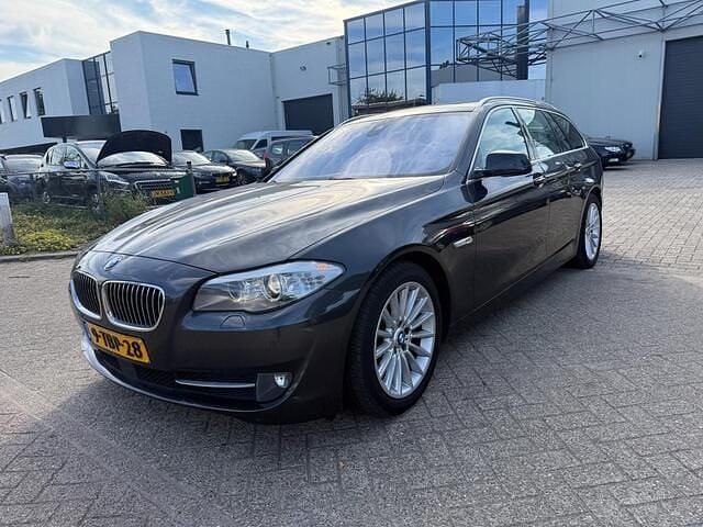 Occasion BMW 535 Executive 313 PK (230 kW) 2013 Grijs Stationwagen