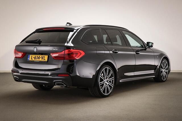 Occasion BMW 530 Executive 252 PK (185 kW) 2020 Zwart Stationwagen