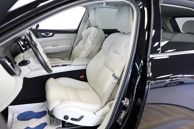 Occasion Volvo XC60 Inscription 340 PK (250 kW) 2020 Zwart SUV