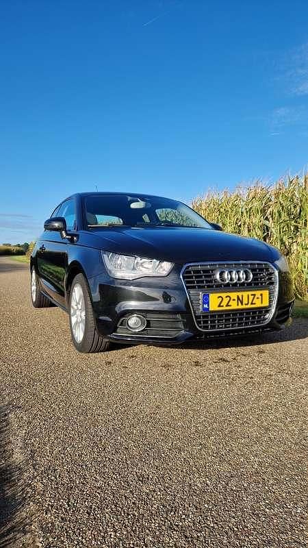 Zwart Gebruikt 2010 Audi A1 Stationwagen | € 7.750 - Afbeelding 1/4