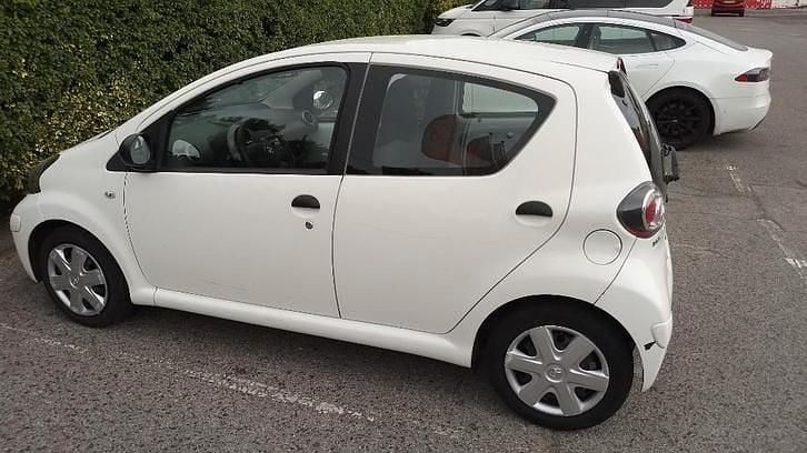 Occasion Toyota Aygo Cool 68 PK (50 kW) 2011 Wit Hatchback