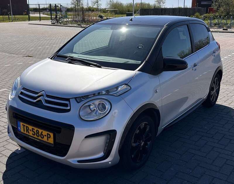 Grijs Gebruikt 2018 Citroën C1 Shine Hatchback | € 8.250 (Eerlijke prijs) - Afbeelding 1/4