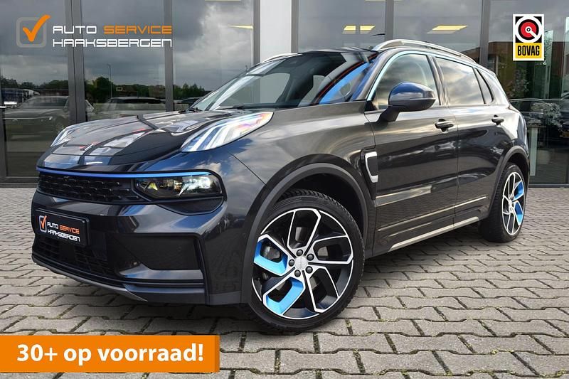 Zwart Gebruikt 2023 Lynk & Co 01 SUV | € 27.750 (Eerlijke prijs) - Afbeelding 1/4