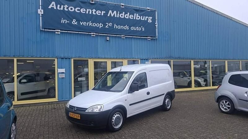 Bestelbus Occasion 2011 Opel Combo Van | € 2.250 (Eerlijke prijs) - Afbeelding 1/4