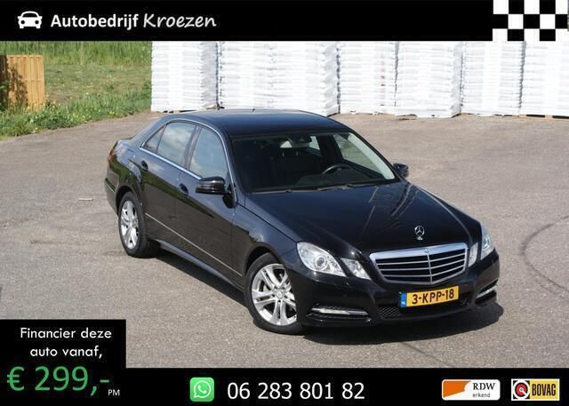 Zwart, metallic lak Gebruikt 2012 Mercedes E200 Avantgarde Sedan | € 12.250 (Goede deal) - Afbeelding 1/4