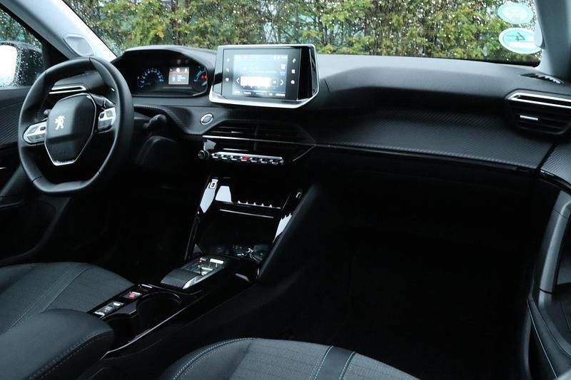 Occasion Peugeot e-2008 Allure 100 kW (136 PK) 2022 Zwart SUV