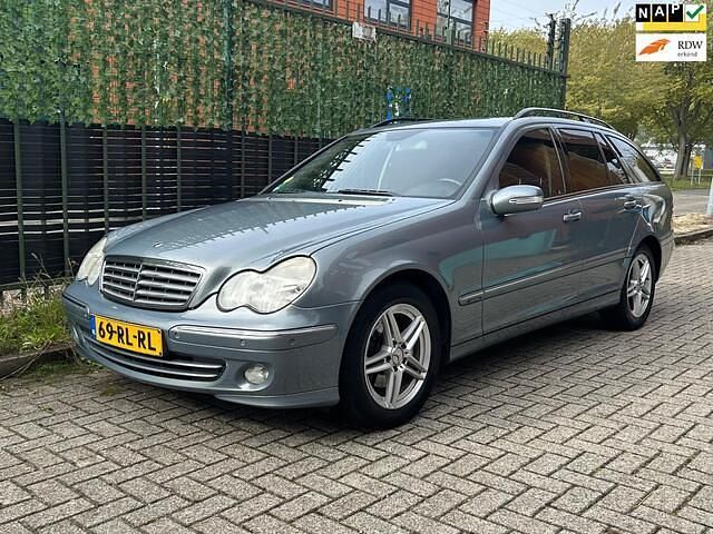 Grijs Gebruikt 2005 Mercedes C180 Elegance Stationwagen | € 2.790 (Eerlijke prijs) - Afbeelding 1/4