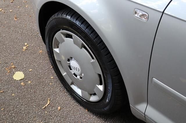 Occasion Audi A3 Sportback Attraction 116 PK (85 kW) 2006 Grijs Hatchback