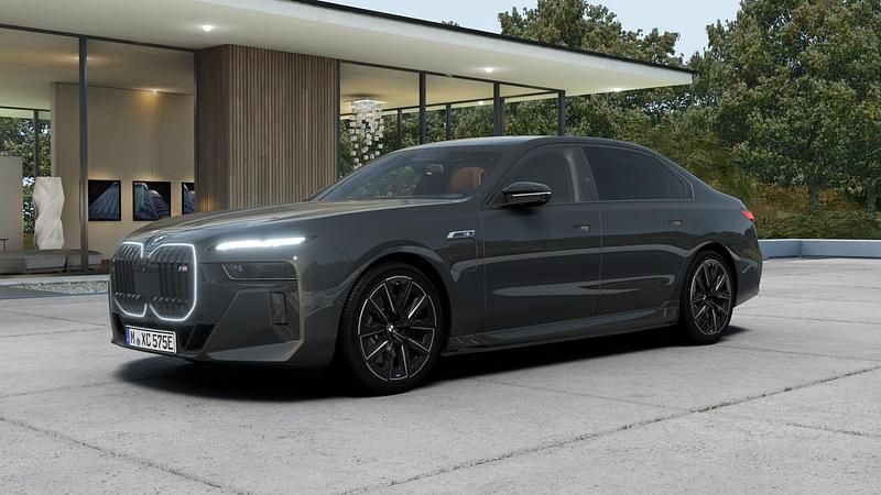 Grijs Nieuw 2025 BMW M760e Executive Sedan | € 199.350 - Afbeelding 1/4