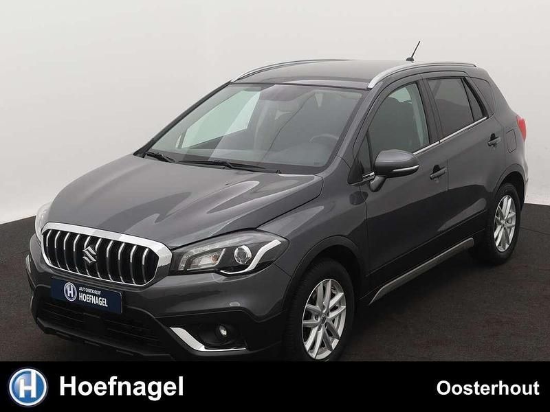 Grijs, metallic lak Gebruikt 2017 Suzuki SX4 S-Cross Comfort SUV | € 14.200 (Eerlijke prijs) - Afbeelding 1/4