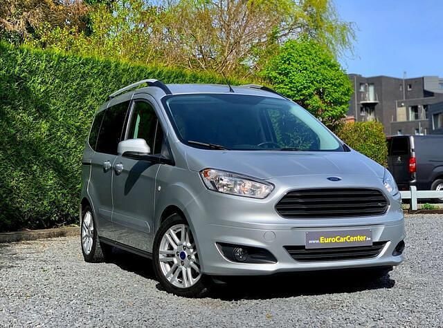 Occasion Ford Tourneo Titanium 75 PK (55 kW) 2018 Zilver Stationwagen
