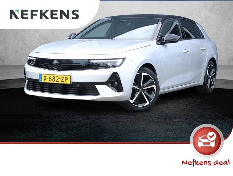 Grijs Gebruikt 2024 Opel Astra Hatchback | € 23.700 (Super prijs) - Afbeelding 1/4