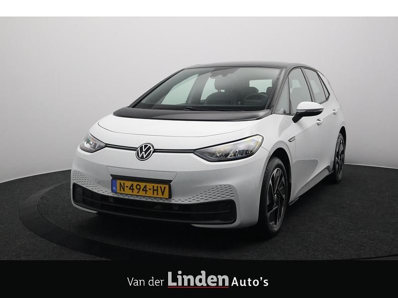 Wit Gebruikt 2021 VW ID.3 Pro Hatchback | € 17.950 (Eerlijke prijs) - Afbeelding 1/4