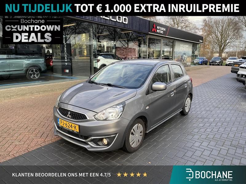 Grijs Gebruikt 2017 Mitsubishi Space Star Hatchback | € 8.245 (Eerlijke prijs) - Afbeelding 1/3